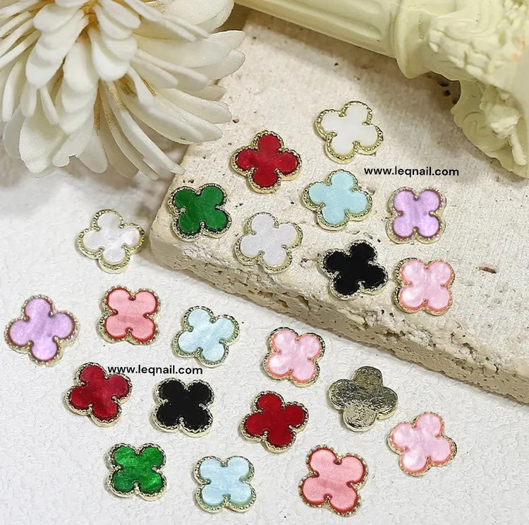 3D Nail Art & Charms